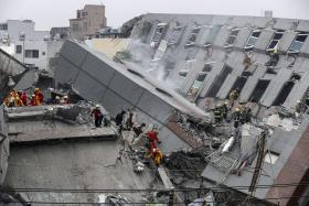 PELO MENOS CINCO MORTOS E 49 FERIDOS GRAVES NO SISMO EM TAIWAN