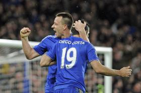 GOLO TARDIO DE DIEGO COSTA SALVA CHELSEA DA DERROTA FRENTE AO MANCHESTER UNITED