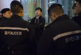 HONG KONG ACUSA 37 PESSOAS DE MOTIM PELOS DISTÚRBIOS DE SEGUNDA-FEIRA