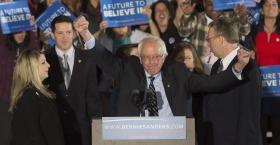 EUA: BERNIE SANDERS VENCE PRIMÁRIAS DO PARTIDO DEMOCRATA EM NEW HAMPSHIRE