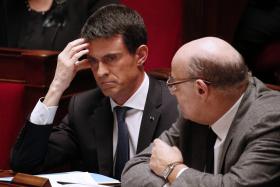 PRIMEIRO-MINISTRO FRANCÊS ALERTA PARA NOVOS ATAQUES TERRORISTAS NA EUROPA