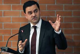 GOVERNO PREVÊ CRIAR 6.500 EMPREGOS POR ANO COM INVESTIMENTOS FERROVIÁRIOS ATÉ 2020