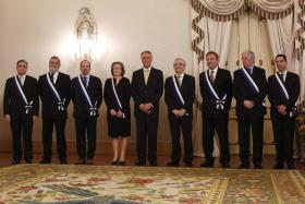 PR CONDECORA OITO EX-MINISTROS PELO “ESPÍRITO PATRIÓTICO E DE SERVIÇO” DEMONSTRADO