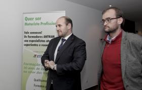 TRANSPORTADORAS EXIGEM AO GOVERNO REDUÇÃO DE 20 CÊNTIMOS NO PREÇO DO GASÓLEO