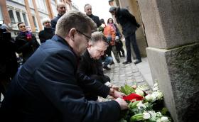 DINAMARCA RECORDA VÍTIMAS UM ANO DEPOIS DOS ATENTADOS EM COPENHAGA