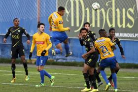 ESTORIL-PRAIA VENCE E DEIXA TONDELA CADA VEZ MAIS ‘AFUNDADO’ NA CLASSIFICAÇÃO