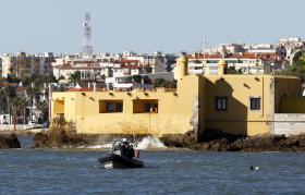 ENCONTRADO CORPO DE CRIANÇA NA PRAIA DE CAXIAS – CAPITANIA DE LISBOA