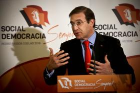 PASSOS COELHO DIZ QUE AUSTERIDADE ESTÁ A SER REMOVIDA DEVIDO AO SUCESSO DO SEU GOVERNO