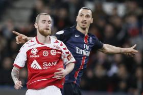 PSG GOLEIA REIMS E AUMENTA PARA 27 PONTOS O AVANÇO SOBRE MÓNACO