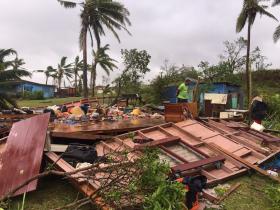 PELO MENOS 29 MORTOS E MAIS DE 13 MIL DESLOCADOS NAS FIJI DEVIDO A CICLONE