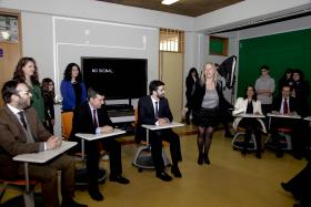 TRINTA ESCOLAS DO PAÍS TÊM PROJETOS PARA TER “SALA DE AULA DO FUTURO” – MINISTRO