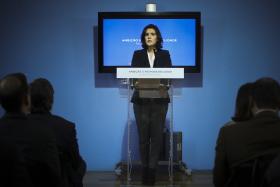 CRISTAS NÃO EXCLUI NOVO GOVERNO PSD/CDS MAS CONSIDERA POUCO PROVÁVEL COM ATUAL LÍDER DO PS