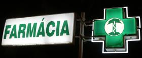 PJ DETÉM MÉDICO E DUAS FARMACÊUTICAS POR ALEGADA FRAUDE AO SERVIÇO NACIONAL DE SAÚDE