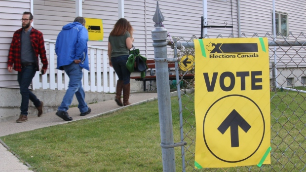De acordo com sondagem os canadianos querem referendo sobre reforma eleitoral. (Evelyne Asselin / CBC)