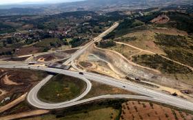 MAIS DE 1.500 CONTRATOS DE OBRAS PÚBLICAS FORAM ALTERADOS ENTRE 2011 E 2013 – TDC