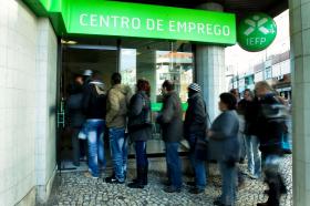 EMPREGO CRESCE 0,3% NA ZONA EURO NO 4.º TRIMESTRE, PORTUGAL COM 3.ª MAIOR SUBIDA – EUROSTAT