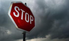 DONOS DE DISCOTECAS DO CAIS DO SODRÉ (LISBOA) PENHORAM EDIFÍCIO PARA EXIGIR NEGOCIAÇÕES