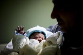PORTUGAL É O QUINTO PAÍS DA OCDE A DAR MAIS TEMPO DE LICENÇA PARENTAL AOS HOMENS