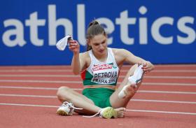 TRIPLO SALTADORA PETROVA GARANTE QUE DEIXOU DE TOMAR MELDONIUM EM SETEMBRO