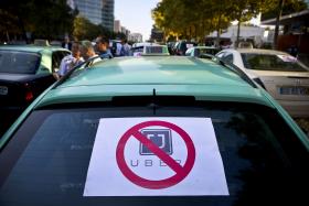 GOVERNO QUER QUE UBER OBEDEÇA AOS MESMOS REQUISITOS EXIGIDOS AOS TAXISTAS