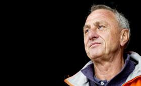 EX-FUTEBOLISTA HOLANDÊS JOHAN CRUYFF MORRE AOS 68 ANOS