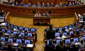 ORÇAMENTO, REVERSÕES E BANIF MARCARAM PRIMEIROS 100 DIAS DO GOVERNO