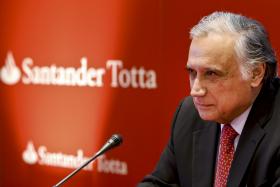 AUMENTO DO CAPITAL SOCIAL DO SANTANDER TOTTA EM 300 MEURO FOI TOTALMENTE SUBSCRITO