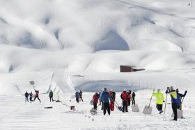 AVALANCHE NOS ALPES ITALIANOS PROVOCA PELO MENOS SEIS MORTOS