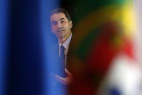 GOVERNO DIZ QUE EVENTUAL COMPENSAÇÃO POR CONGELAMENTO DE PROPINAS É “SECUNDÁRIO”