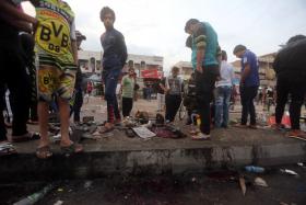 PELO MENOS 40 MORTOS EM ATENTADO CONTRA QUARTEL NO IRAQUE