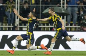 FENERBAHÇE QUASE NA MÁXIMA FORÇA E COM 21 JOGADORES NA VISITA AO BRAGA