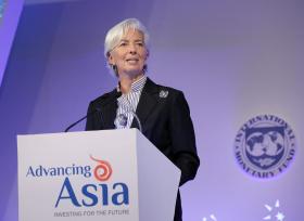 LAGARDE DEFENDE QUE ABERTURA DA ECONOMIA CHINESA É ESSENCIAL