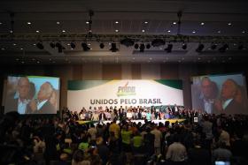 PRINCIPAL PARTIDO ALIADO DE DILMA ROUSSEFF DECIDE SE SAI DO GOVERNO ESTA TERÇA-FEIRA