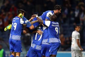 FC PORTO VENCE UNIÃO DA MADEIRA POR 3-2