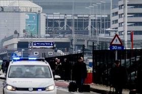 BRUXELAS/ATENTADOS: UMA TERCEIRA BOMBA NO AEROPORTO FOI DESATIVADA PELA POLÍCIA