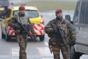 É URGENTE REFORÇAR CONTROLO DE FRONTEIRAS EXTERNAS DA UE – PM FRANCÊS