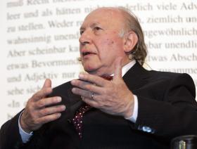 MORREU PRÉMIO NOBEL DA LITERATURA HÚNGARO IMRE KERTÉSZ