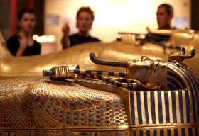 DESCOBERTAS 40 SEPULTURAS DA DINASTIA DE FARAÓS DE TUTANKAMON NO EGITO