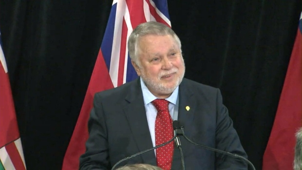 ONTARIO VAI INTRODUZIR LEGISLAÇÃO PARA AUMENTAR UNIDADES DE HABITAÇÃO A PREÇOS ACESSÍVEIS