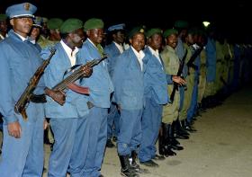 ANGOLA E CHINA QUEREM INTENSIFICAR INTERCÂMBIO ENTRE POLÍCIAS
