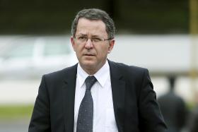 PRESIDÊNCIA DA CCDR-N É COMPATÍVEL COM DIREÇÃO DO FC PORTO, DIZ EMÍDIO GOMES