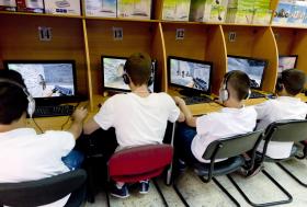 UTILIZAÇÃO DA INTERNET EM IDADES MUITO PRECOCES AUMENTA RISCO DE DEPENDÊNCIA – ESTUDO