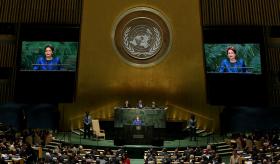 PROTESTOS CONTRA E A FAVOR DO IMPEACHMENT DE DILMA ROUSSEF NA ONU EM NOVA IORQUE