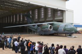 PORTUGAL MANTÉM INTERESSE NA COMPRA DE AVIÕES KC-390 DA EMBRAER PARA FORÇA AÉREA