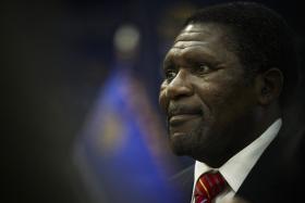 CRISE EM ANGOLA JÁ É DE TUDO, DIZ LÍDER DA UNITA