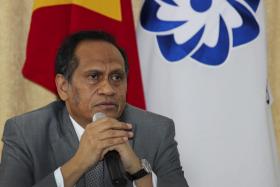 EX-MNE TIMORENSE PREOCUPADO COM INDECISÃO NAS FORÇAS DE DEFESA E IMAGEM EXTERIOR DO PAÍS