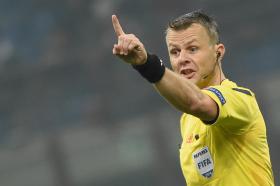 ÁRBITRO HOLANDÊS BJORN KUIPERS NO BENFICA-BAYERN MUNIQUE