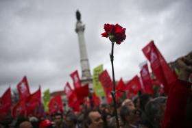 25 DE ABRIL: ESTADO CELEBRA A PARTIR DA MESMA HORA DE “GRÂNDOLA” HÁ 42 ANOS