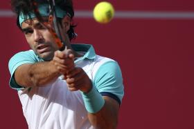 FREDERICO SILVA AFASTADO POR NICOLAS ALMAGRO NO ESTORIL OPEN