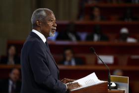 KOFI ANNAN APELA A LÍDERES AFRICANOS PARA QUE ABANDONEM CARGOS NO FIM DOS MANDATOS